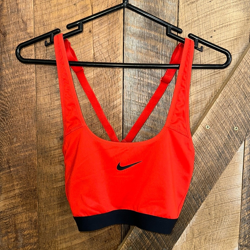 NIKE Classic Sports Bra Size L in Lava Glow/Black No pads. B8